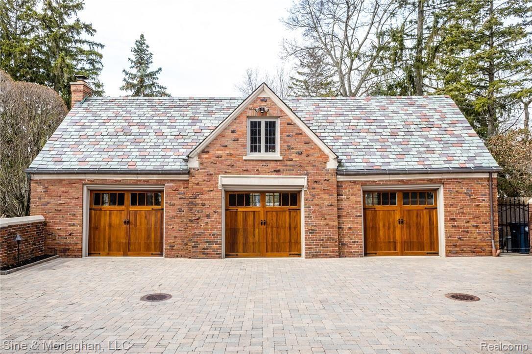 315 Washington Road Grosse Pointe, MI 48230 - Photo 81 of 99 315 Washington S013.jpg
