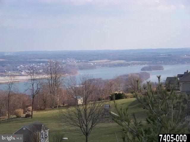 265 Willis Road Etters, PA 17319 - Photo 4 of 18 Gallery Image 4