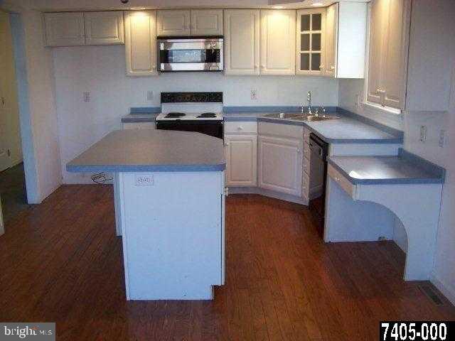265 Willis Road Etters, PA 17319 - Photo 5 of 18 Gallery Image 5