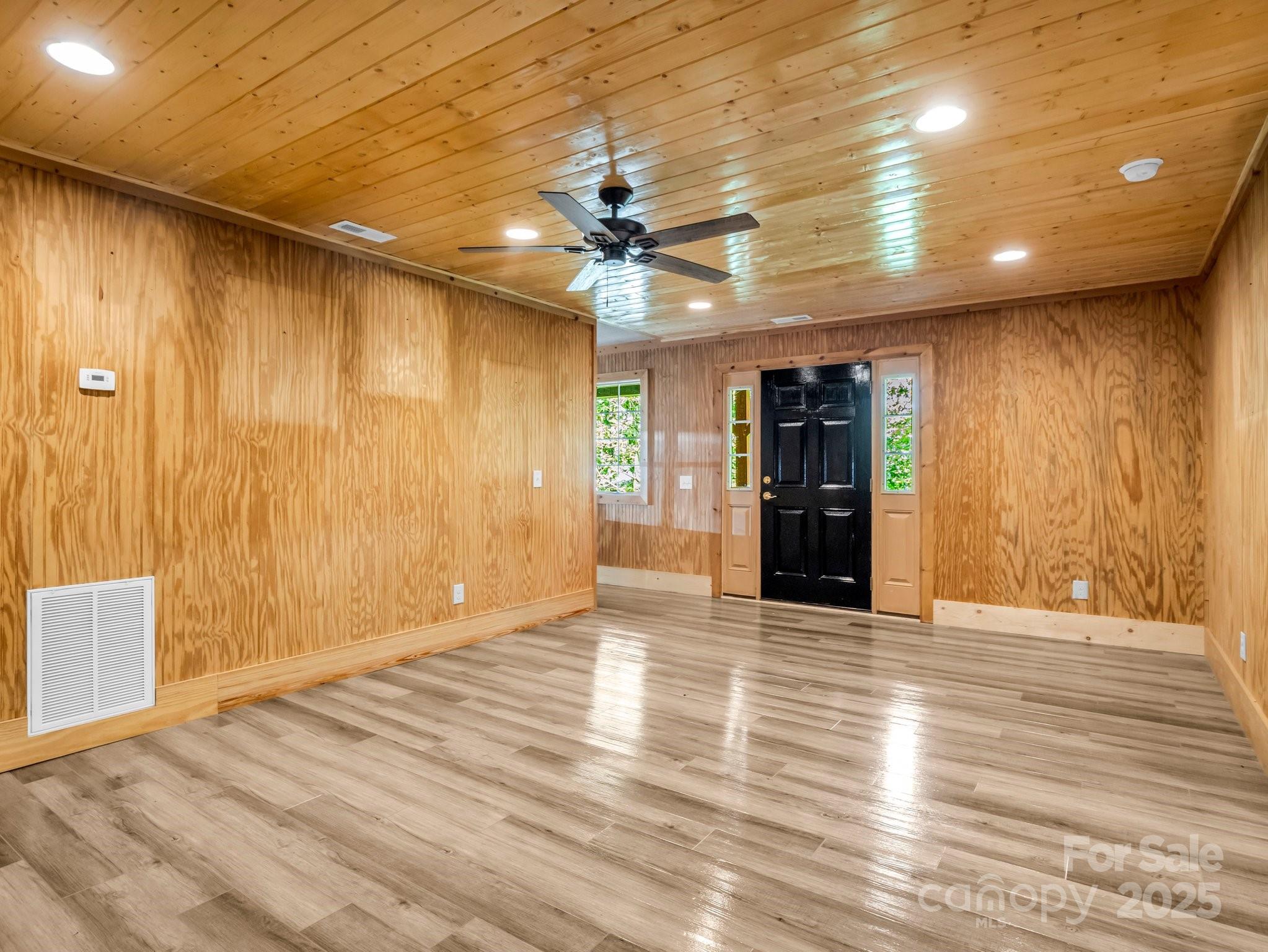 291 Pine Ridge Road Hendersonville, NC 28792 - Photo 11 of 28