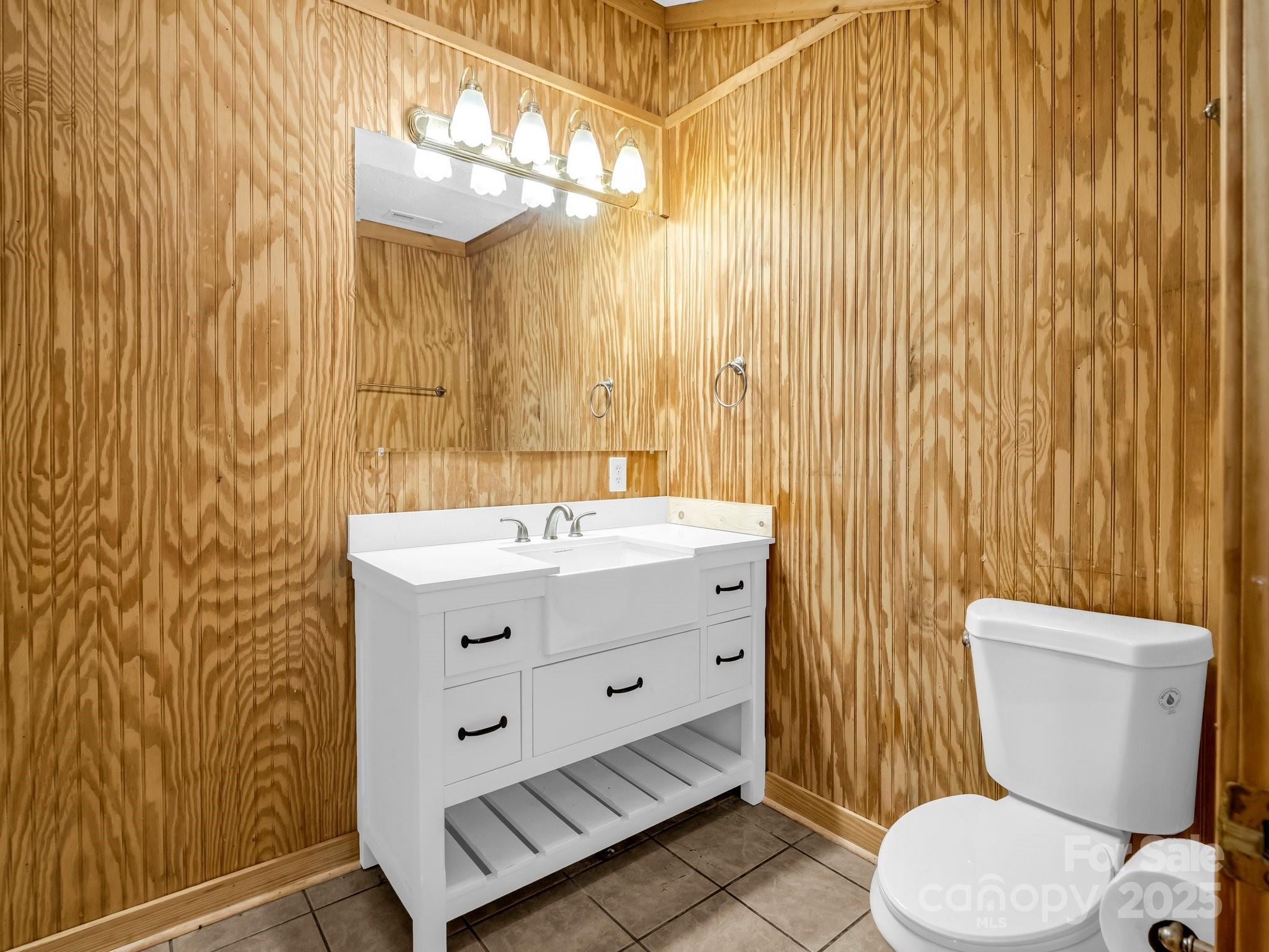 291 Pine Ridge Road Hendersonville, NC 28792 - Photo 17 of 28