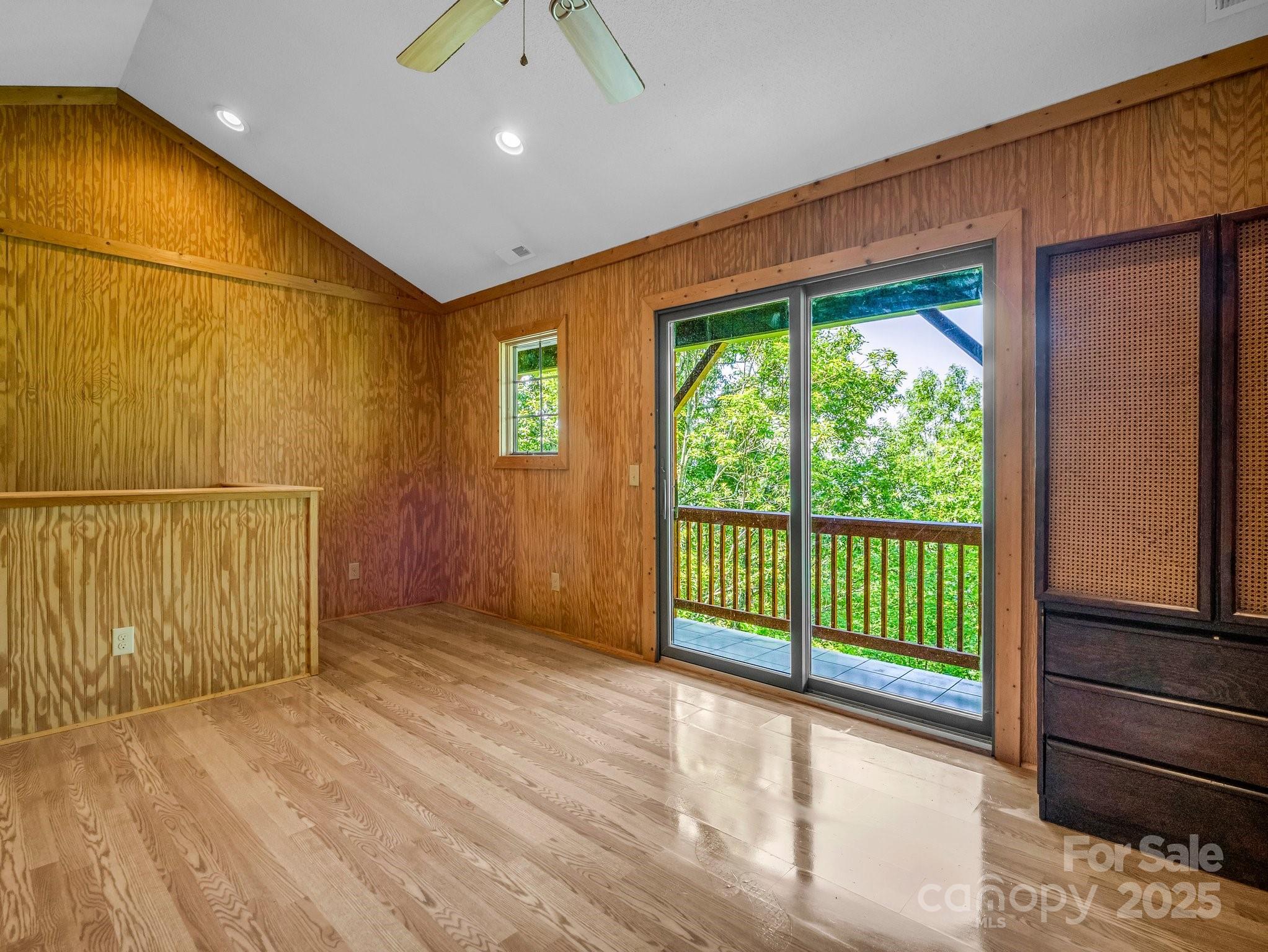 291 Pine Ridge Road Hendersonville, NC 28792 - Photo 18 of 28