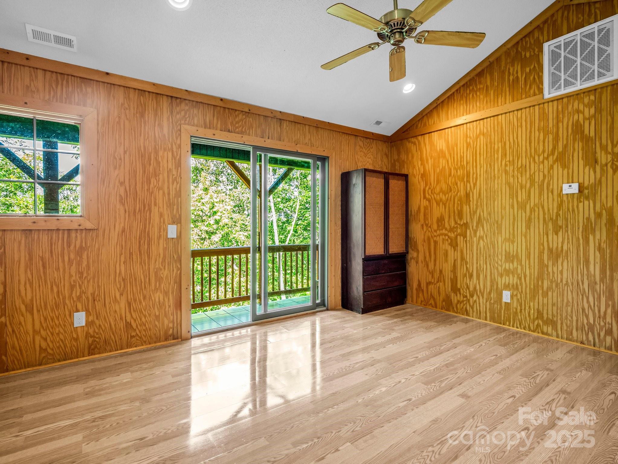 291 Pine Ridge Road Hendersonville, NC 28792 - Photo 19 of 28