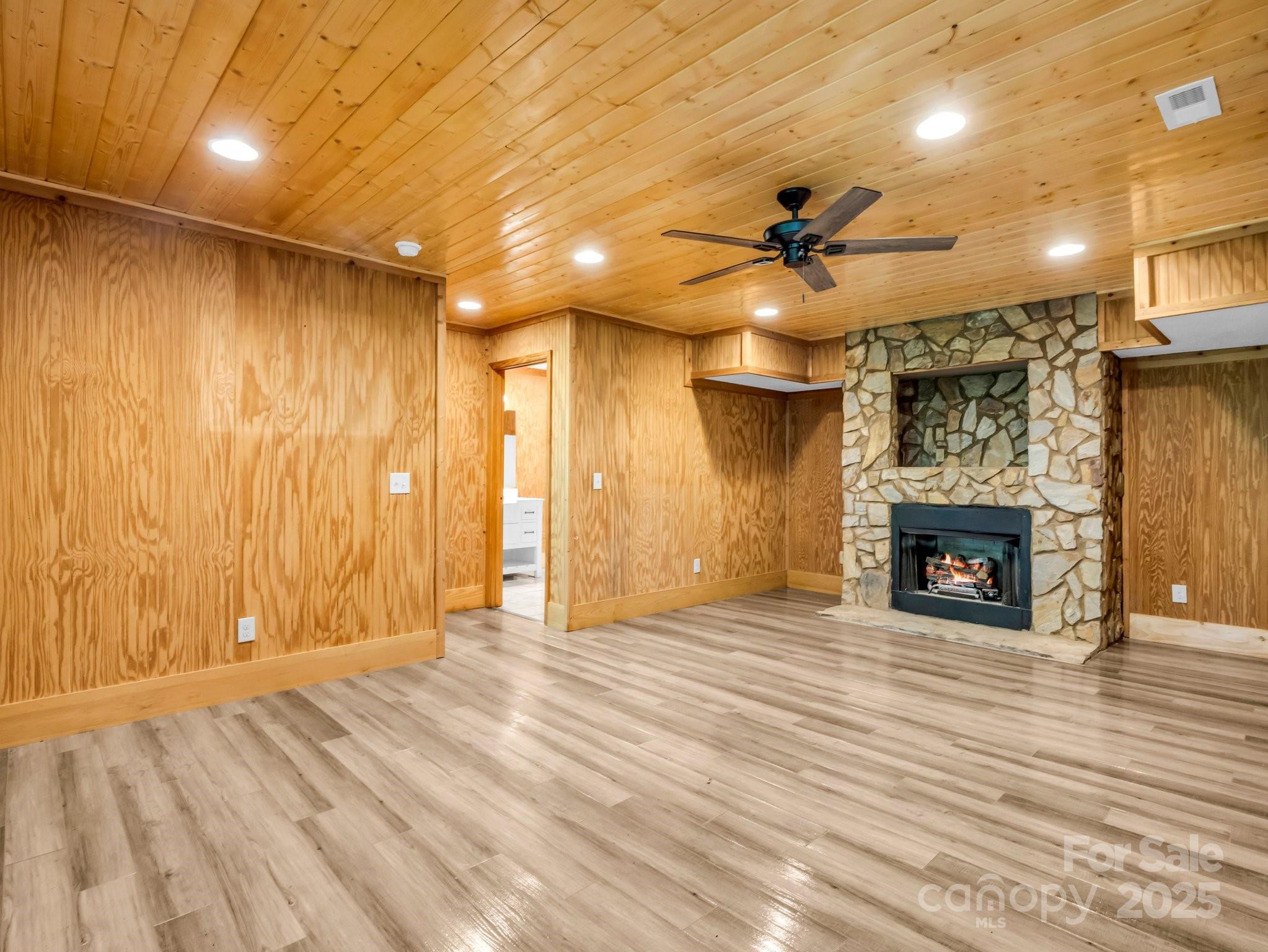 291 Pine Ridge Road Hendersonville, NC 28792 - Photo 10 of 28