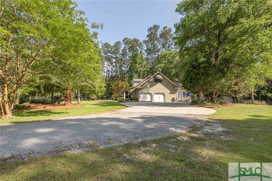 2173 Grove Point Road Savannah, GA 31419 - Photo 8 of 47