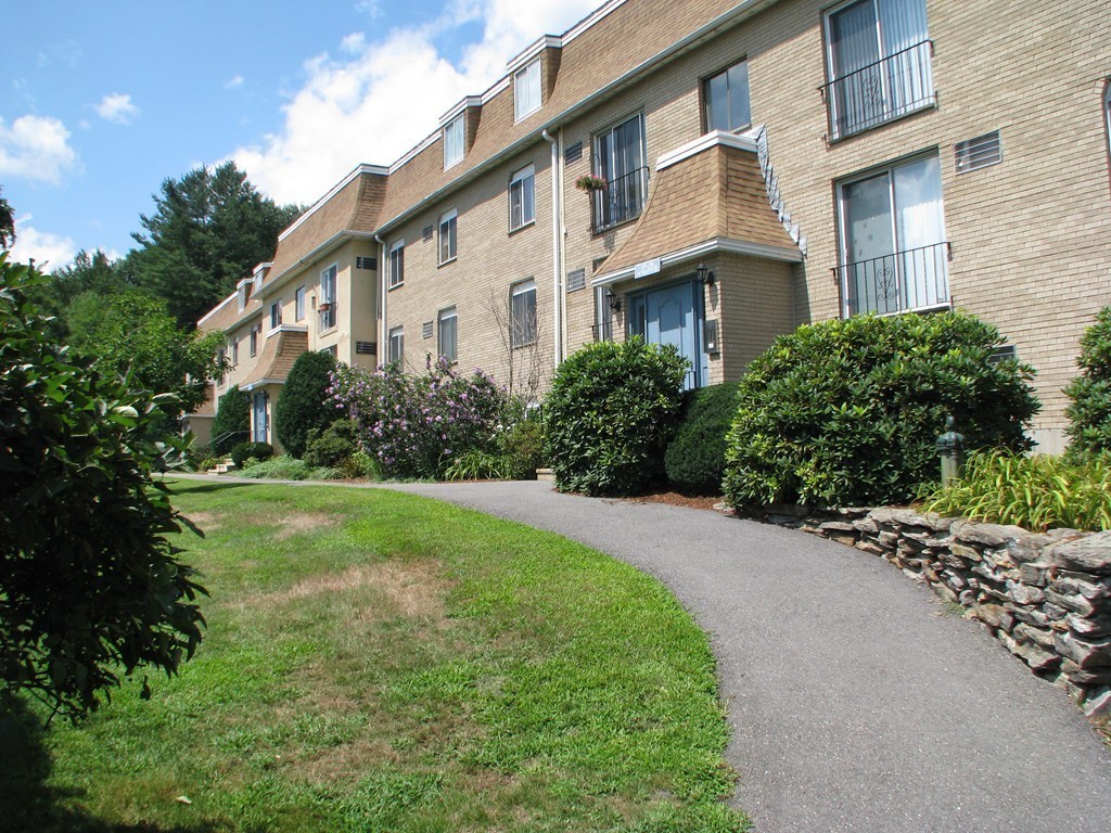 208 Swanson Road, Unit 525 Boxborough, MA 01719 - Photo 1 of 25 Gallery Image 1