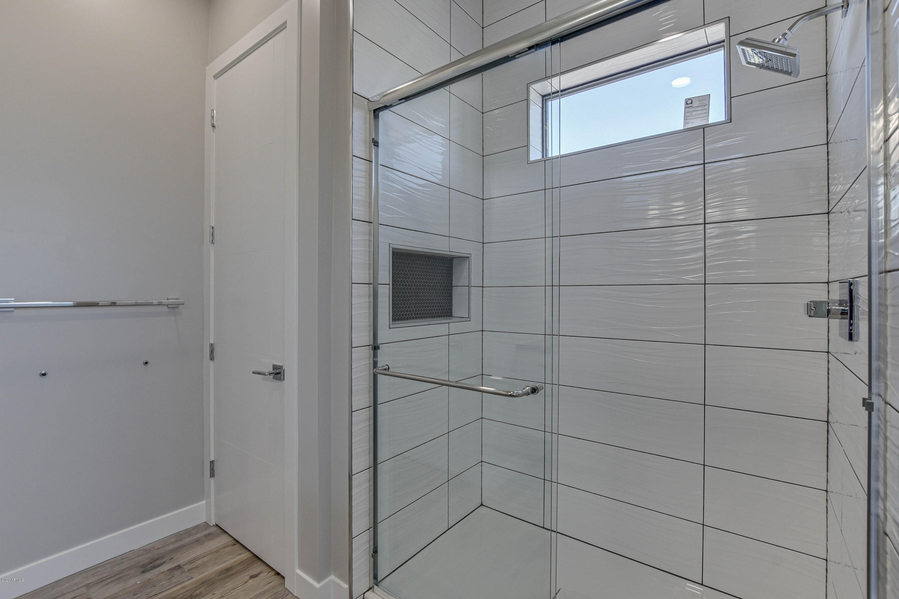 2645 East Osborn Road, Unit 6 Phoenix, AZ 85016 - Photo 29 of 43 a bathroom with a shower