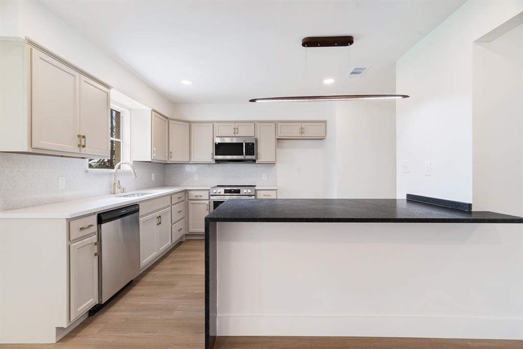 175 Cozy Lane Paris, TX 75462 - Photo 2 of 21