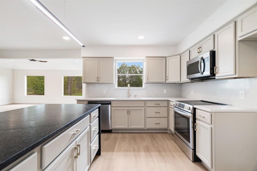 175 Cozy Lane Paris, TX 75462 - Photo 3 of 21