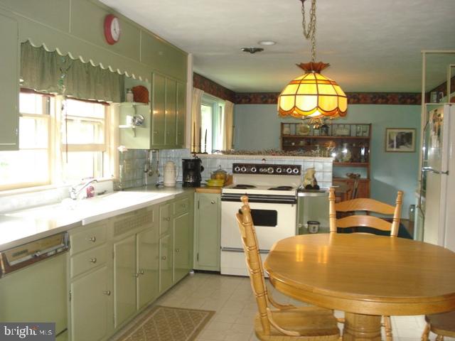 380 Camargo Road Quarryville, PA 17566 - Photo 4 of 9 Gallery Image 4