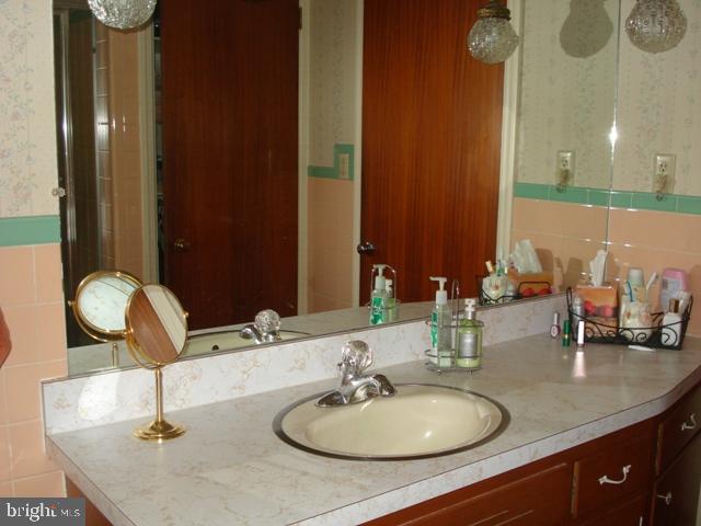 380 Camargo Road Quarryville, PA 17566 - Photo 7 of 9 Gallery Image 7