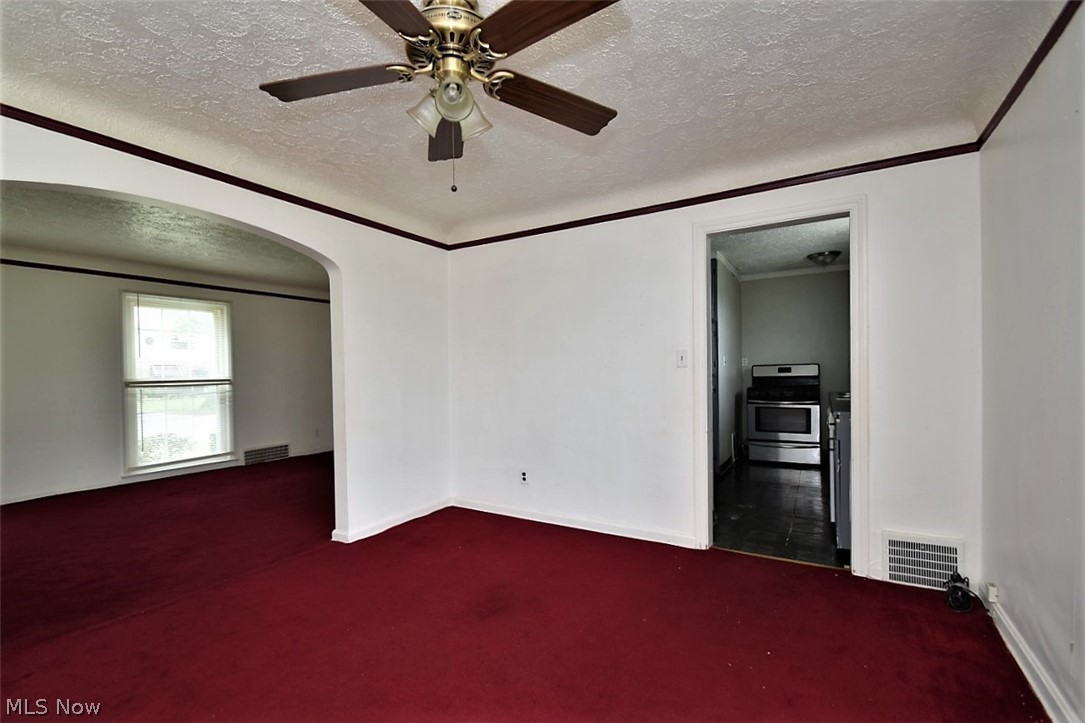 16712 Invermere Avenue Cleveland, OH 44128 - Photo 9 of 27