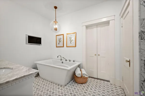 $1,295,000 | 505 LSU Avenue, Baton Rouge, LA 70808