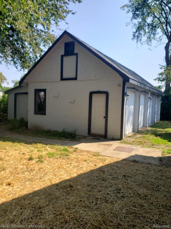 582 West Hamlin Road Rochester, MI 48307 - Photo 32 of 37