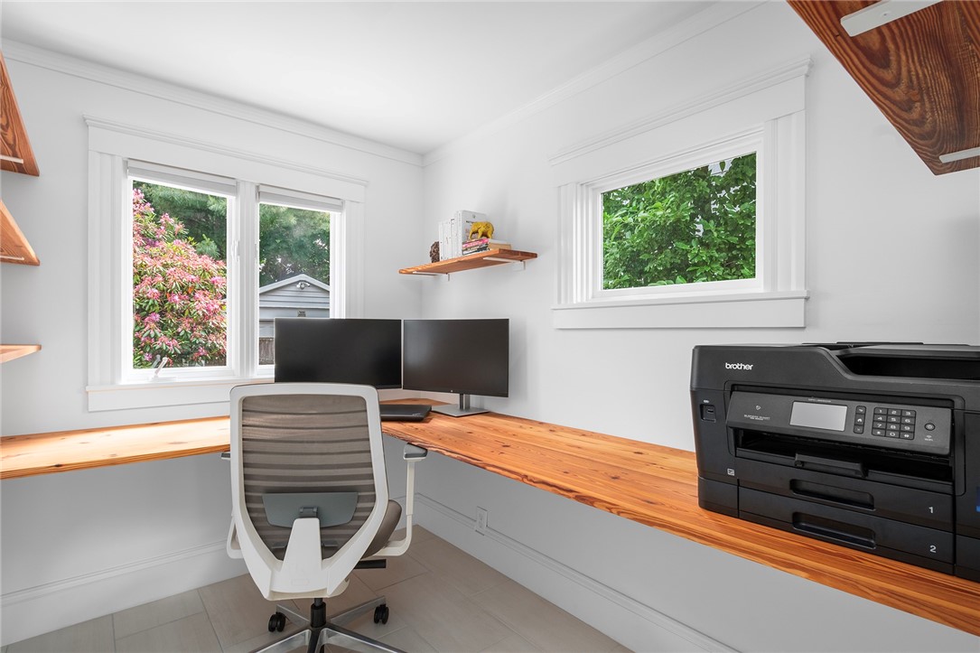 61 Sessions Street Providence, RI 02906 - Photo 20 of 39