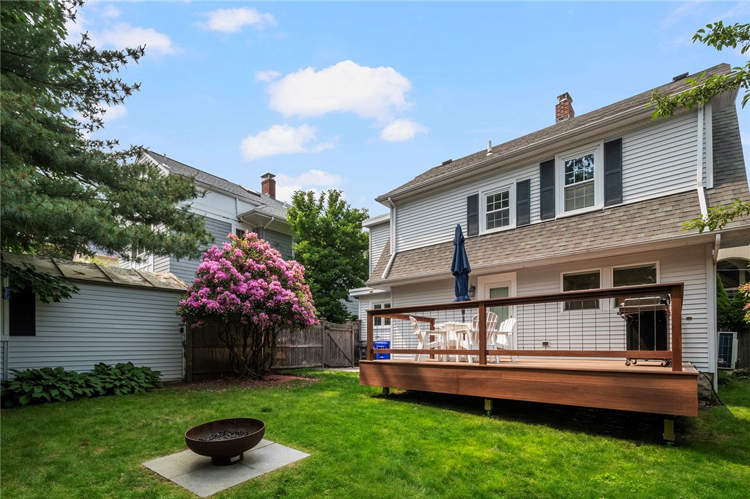 61 Sessions Street Providence, RI 02906 - Photo 2 of 39