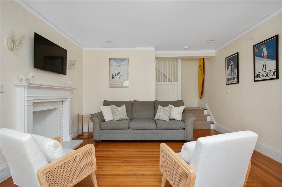 61 Sessions Street Providence, RI 02906 - Photo 21 of 39