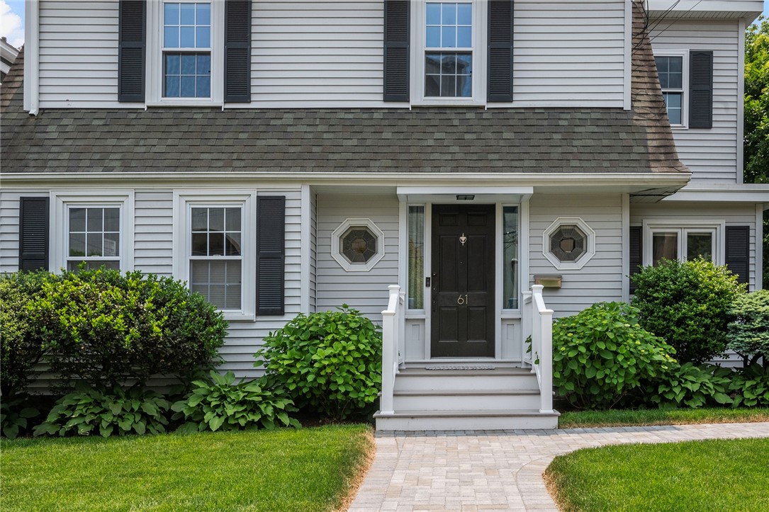 61 Sessions Street Providence, RI 02906 - Photo 4 of 39