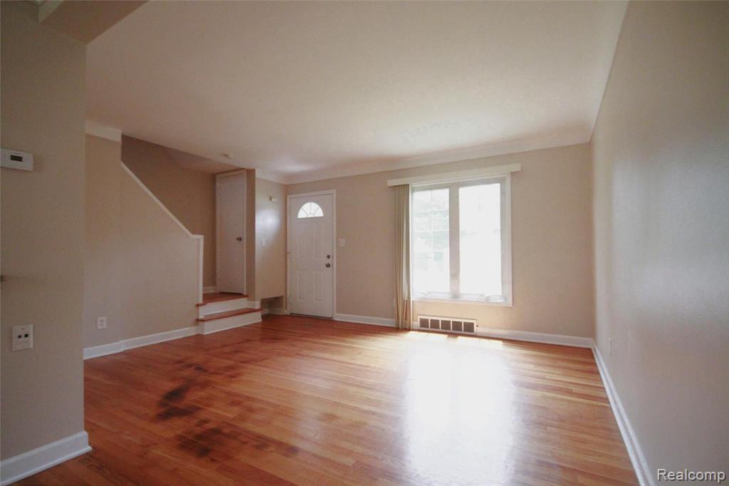 1526 West Webster Road Royal Oak, MI 48073 - Photo 6 of 38