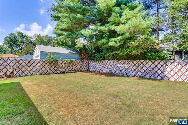 $4,700 | 213 Haroldson Place, Pompton Lakes, NJ 07442