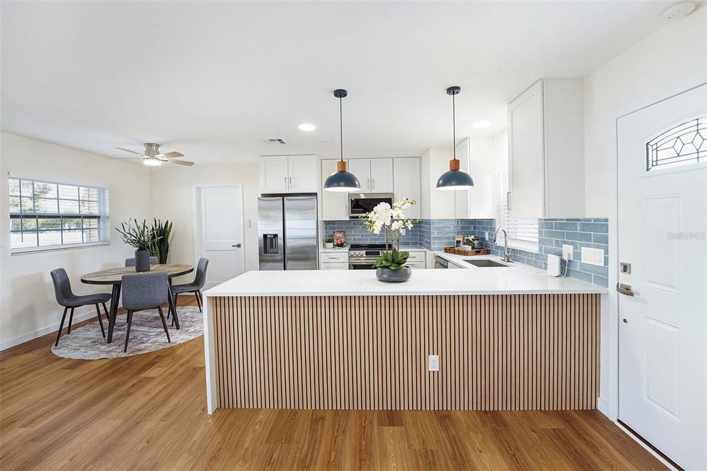 6511 Sawyer Court Tampa, FL 33634 - Photo 4 of 35