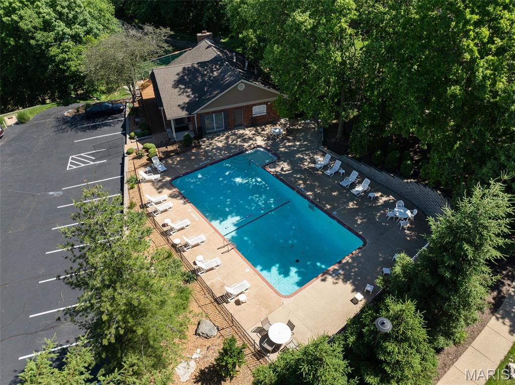 208 Ambridge Court, Unit 202 Chesterfield, MO 63017 - Photo 18 of 23