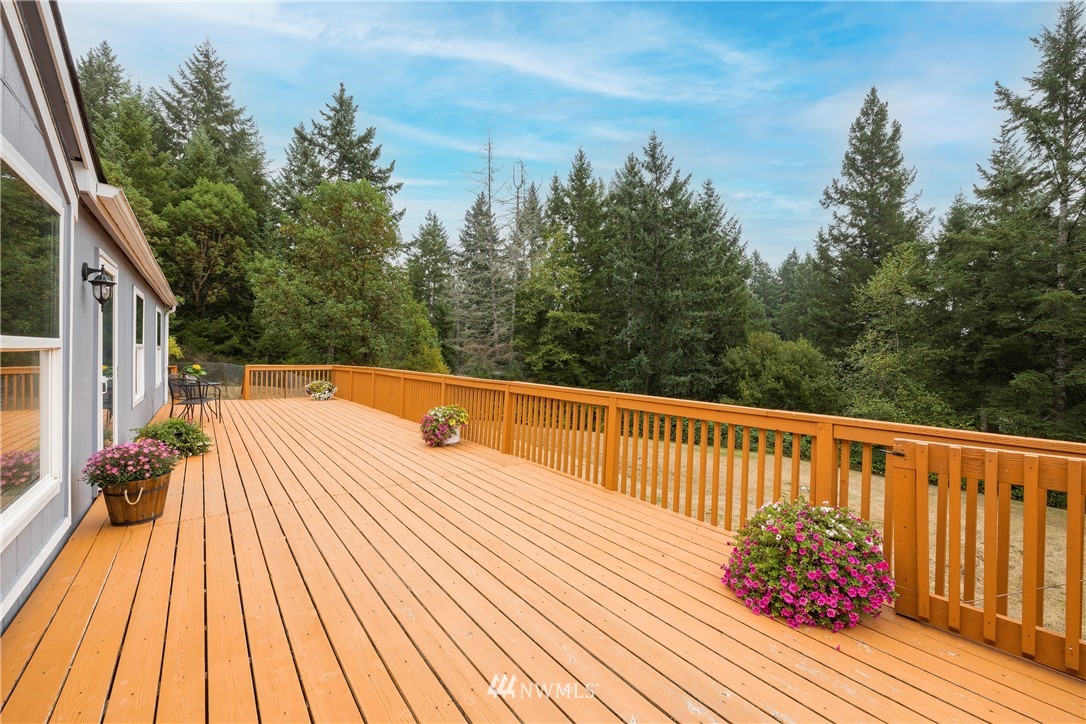 11602 Sidney Road Southwest Port Orchard, WA 98367 - Photo 26 of 38 Gallery Image 26