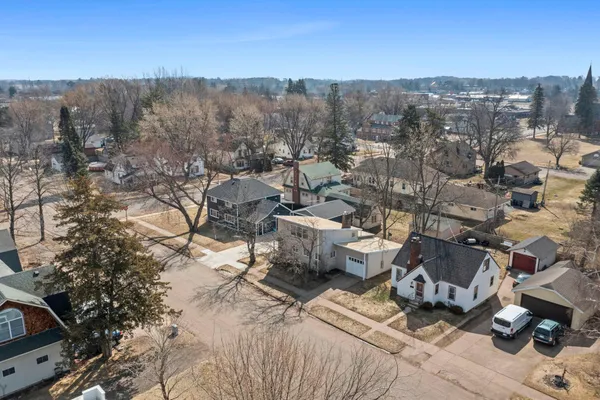 $185,900 | 810 4th Avenue Southwest, Pine City, MN 55063