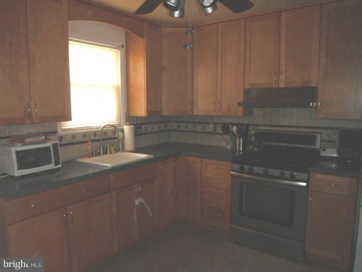 128 Old Soldiers Road Cheltenham, PA 19012 - Photo 8 of 18 Gallery Image 8