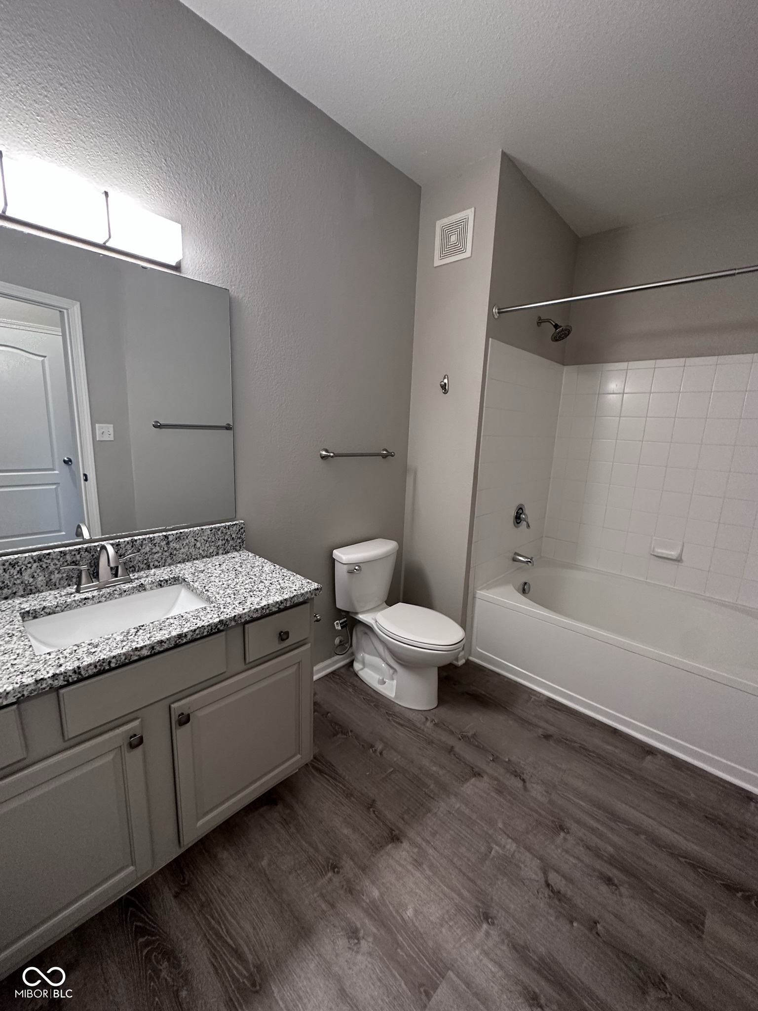 12938 University Crescent, Unit 2B Carmel, IN 46032 - Photo 9 of 22