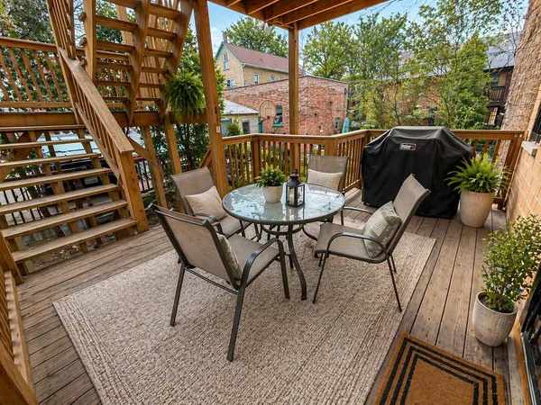 $4,200 | 1463 North Leavitt Street, Unit 1, Chicago, IL 60622