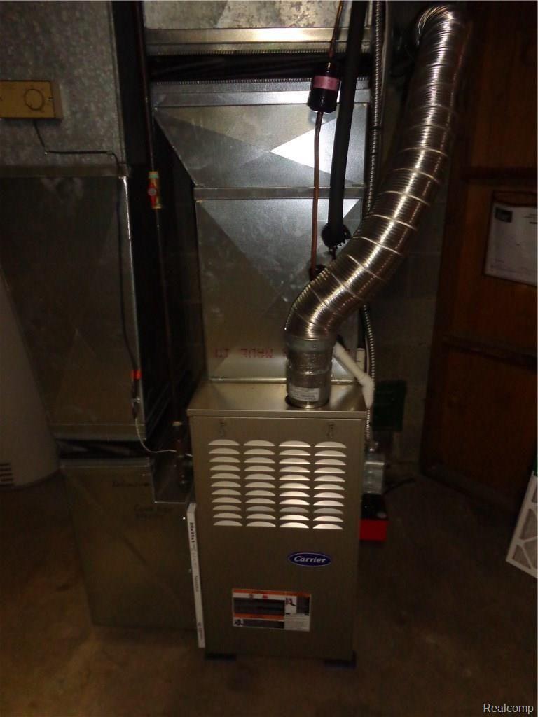 15550 Meadowbrook Road Redford, MI 48239 - Photo 29 of 36 Newer Furnace