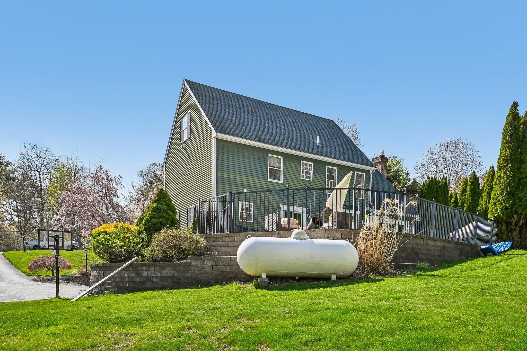 11 Longmeadow Road Windham, NH 03087 - Photo 52 of 60