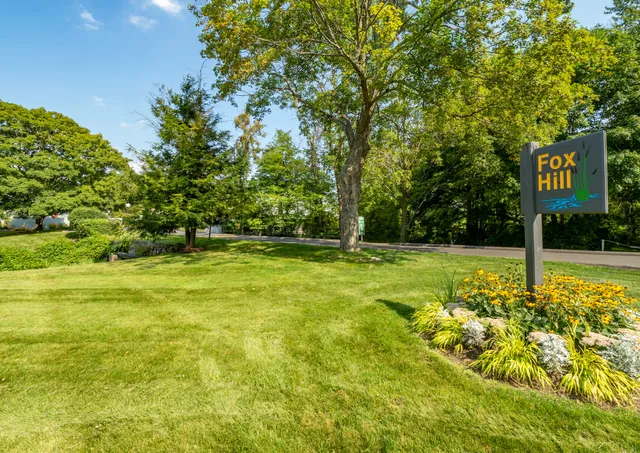 $2,600 | 2 Cypress Lane, Unit 2, Ridgefield, CT 06877