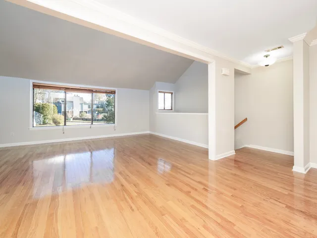 $2,600 | 2 Cypress Lane, Unit 2, Ridgefield, CT 06877