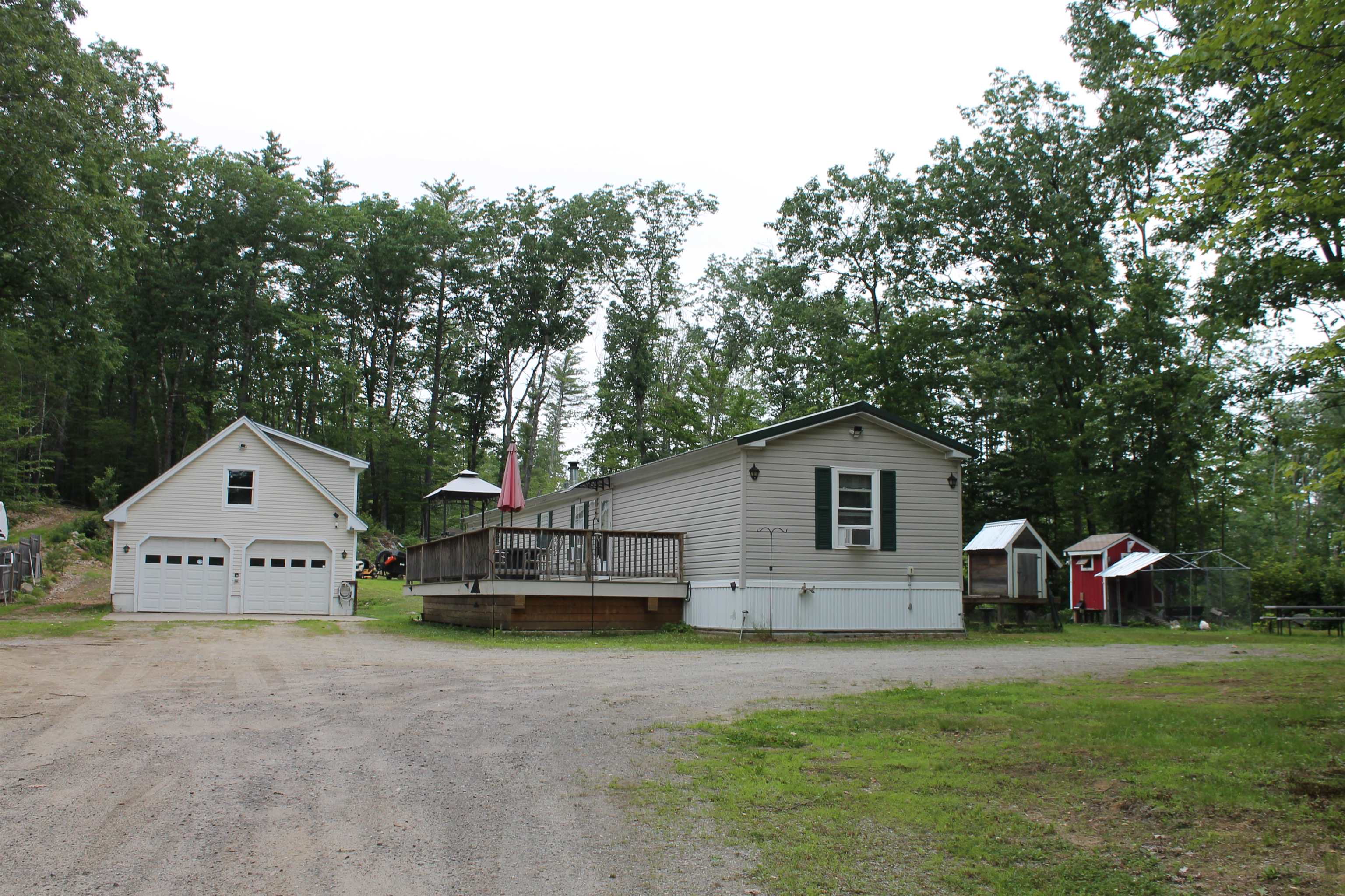 21 Webster Lake Road Franklin, NH 03235 - Photo 1 of 26 Gallery Image 1