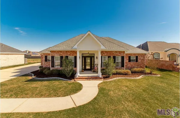 $540,000 | 18134 River Road, Montz, LA 70068