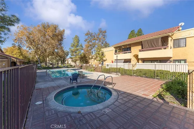 $415,000 | 18754 Mandan Street, Unit 1302, Canyon Country, CA 91351