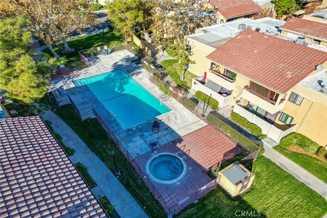 $415,000 | 18754 Mandan Street, Unit 1302, Canyon Country, CA 91351