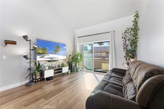 $415,000 | 18754 Mandan Street, Unit 1302, Canyon Country, CA 91351