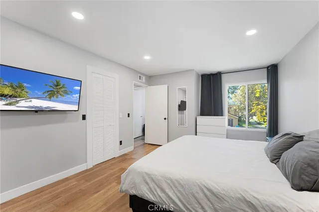 $415,000 | 18754 Mandan Street, Unit 1302, Canyon Country, CA 91351