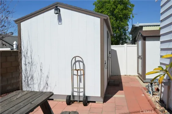 $135,000 | 1251 East Lugonia Avenue, Unit 75, Redlands, CA 92374