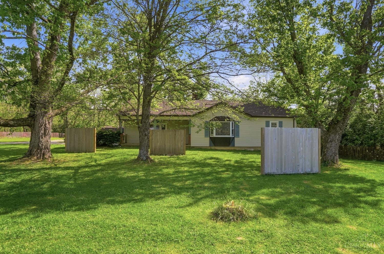5827 Lake Road Morrow, OH 45152 - Photo 3 of 55