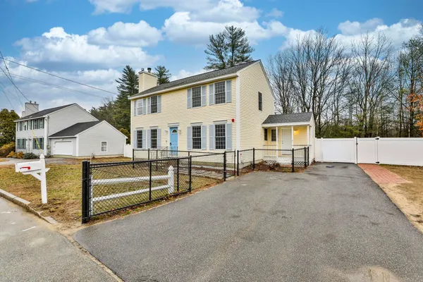 $620,000 | 54 Vandora Drive, Manchester, NH 03103