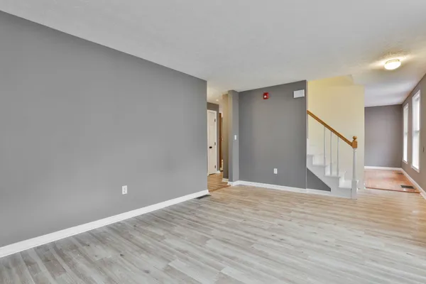 $620,000 | 54 Vandora Drive, Manchester, NH 03103