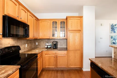 $565,000 | 601 West Burgundy Street, Unit B, Highlands Ranch, CO 80129