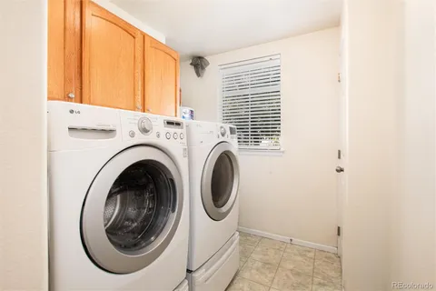 $565,000 | 601 West Burgundy Street, Unit B, Highlands Ranch, CO 80129