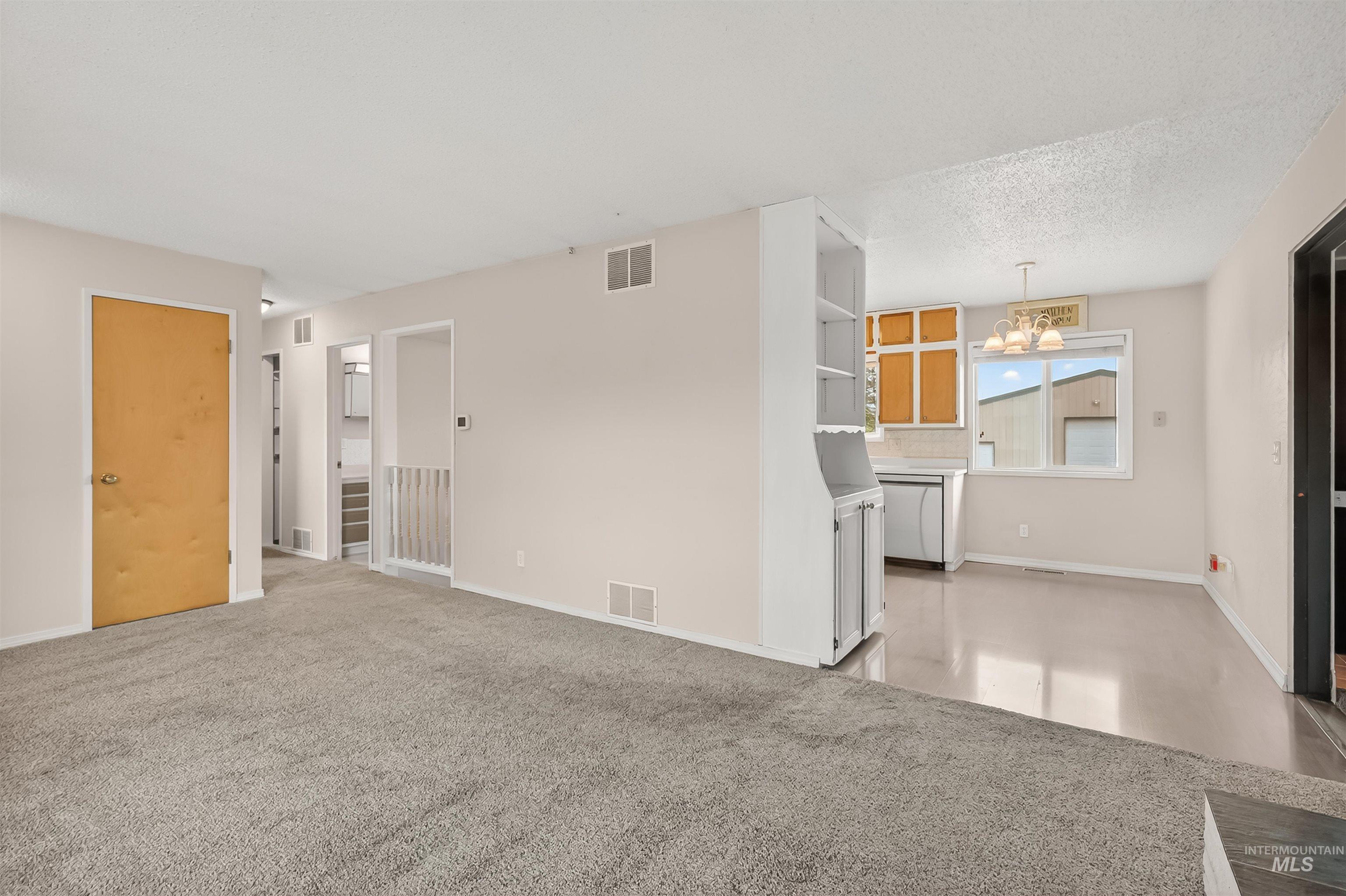 1301 Boston Street Clarkston, WA 99403 - Photo 8 of 48