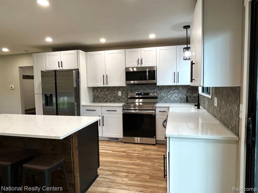 10117 East Bristol Road Davison, MI 48423 - Photo 14 of 42