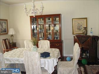 35 Kulp Road East Chalfont, PA 18914 - Photo 3 of 6 Dining Room